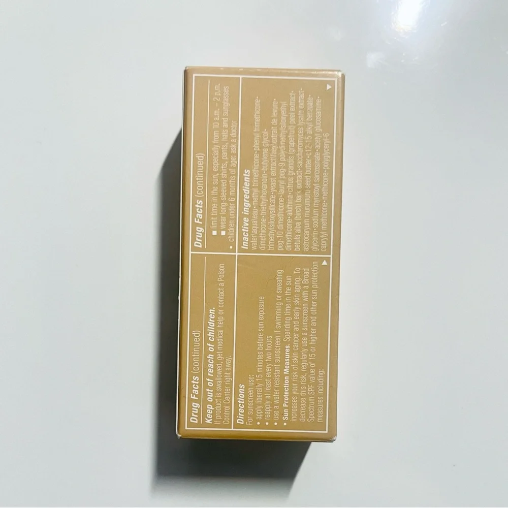 Clinique even better makeup broad spectrum SPF15 - Picture 10 of 11